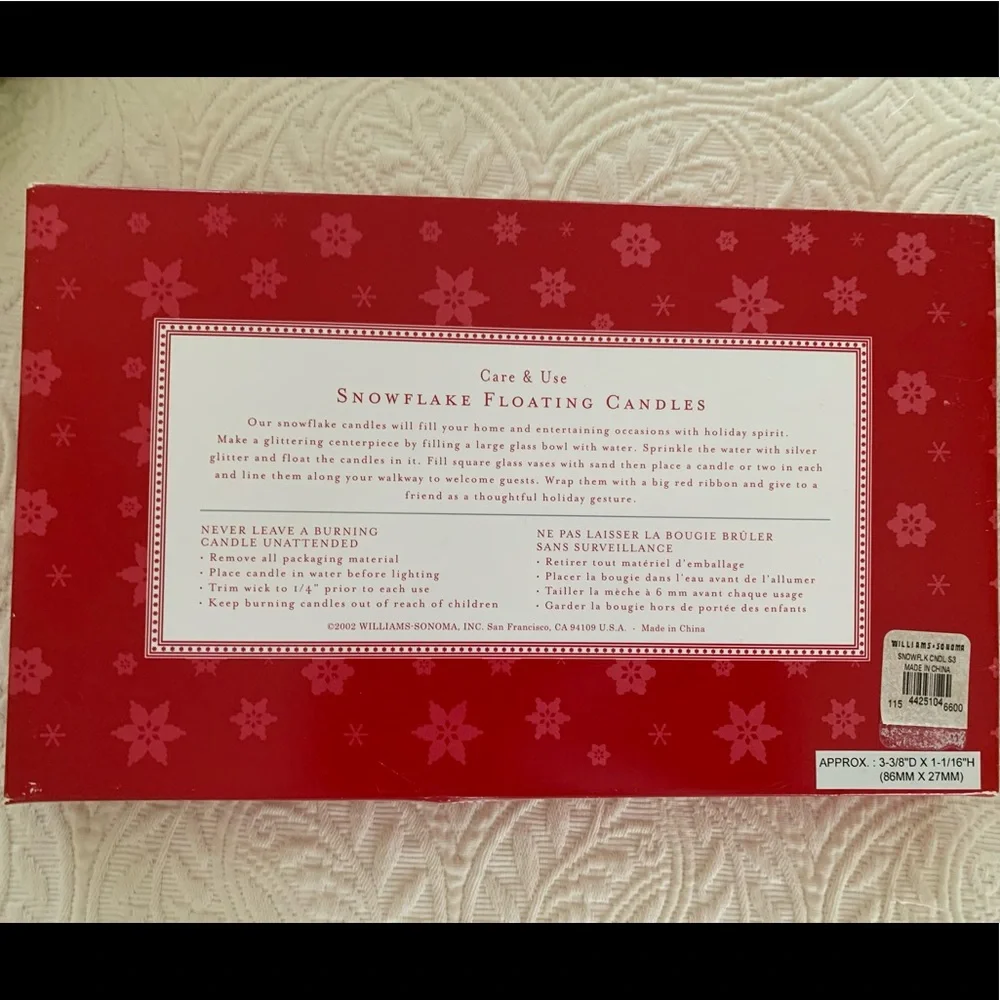 NWT Williams Sonoma Floating Candle Snowflake Shaped Set of 3 White Silver VTG